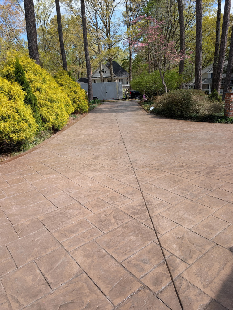 AC-Contracting-Concrete-Driveway